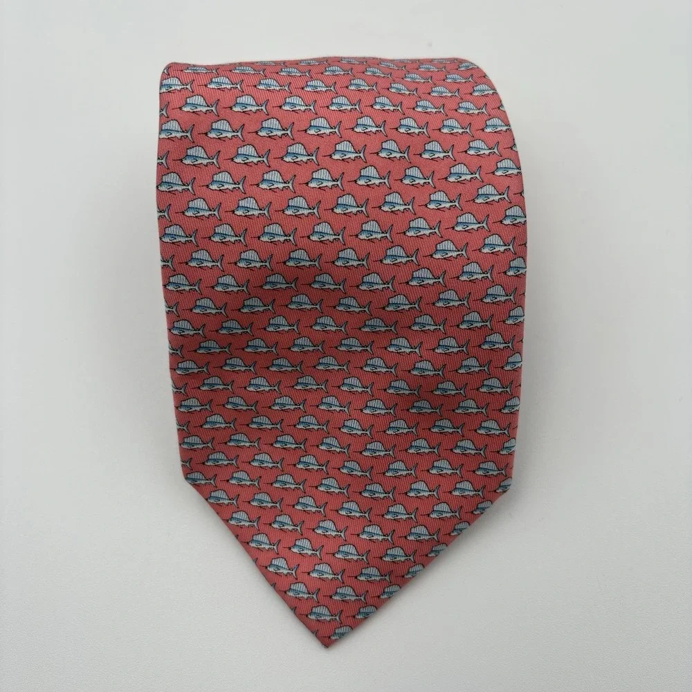 Vineyard Vines Tie Mens Pink Sailfish Marlin Swordfish 100% Silk USA Made